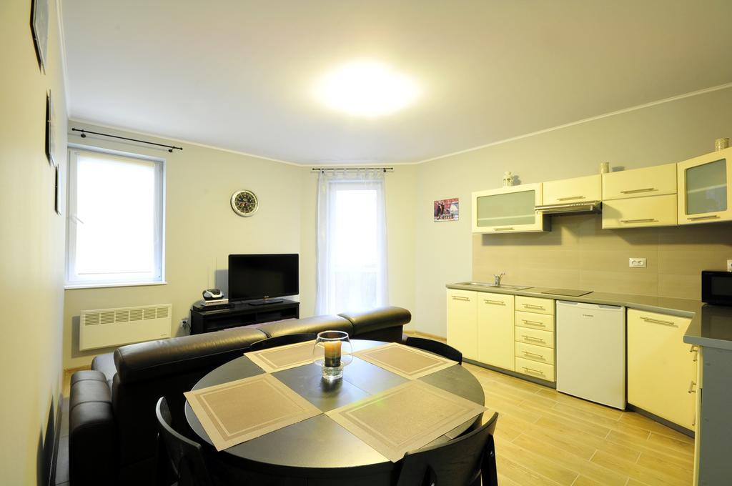 Apartament Gryfa Pomorskiego Miedzyzdroje Appartement Buitenkant foto
